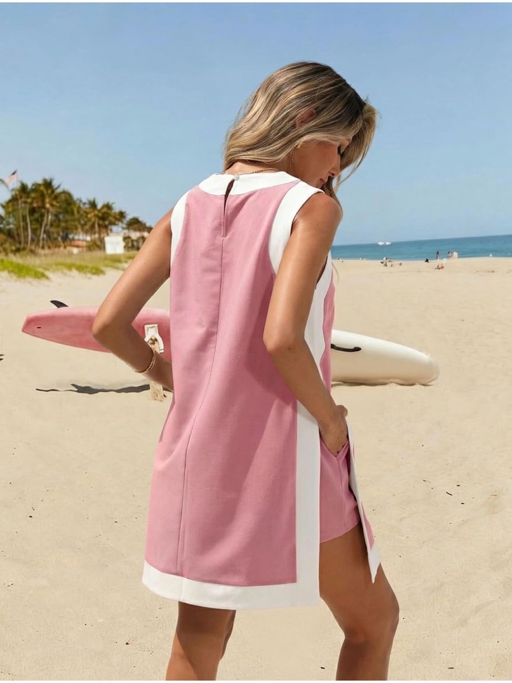 Pink and White Sleeveless Two-Piece Women's Set - Picture 4 of 9